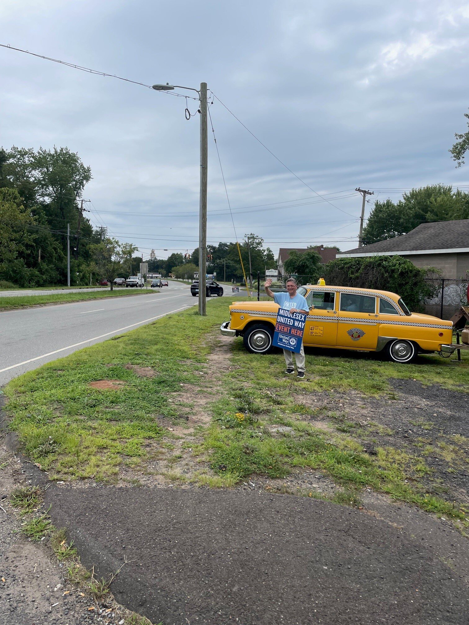 Enticing drivers to stop by for lunch